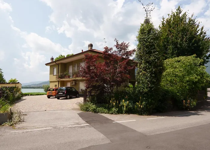 Casa Laghi Del Barro